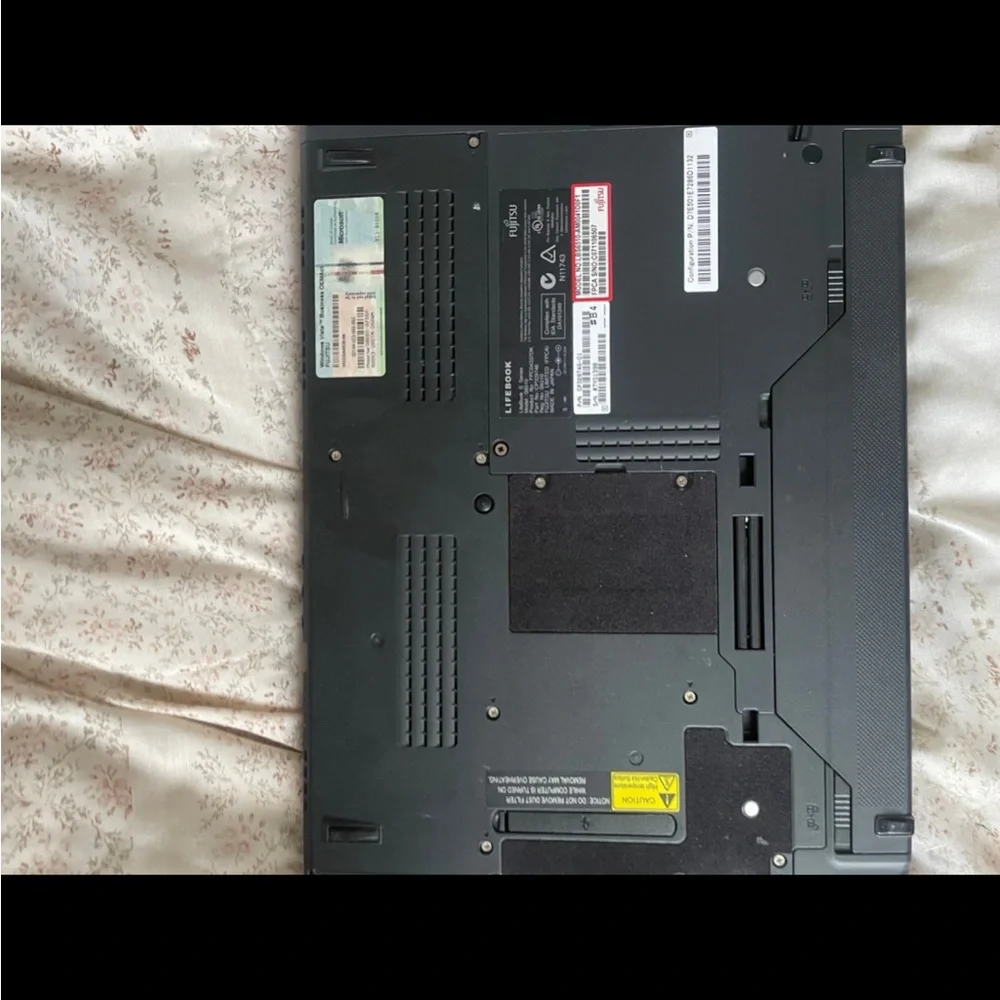 Fujitsu Black Laptop